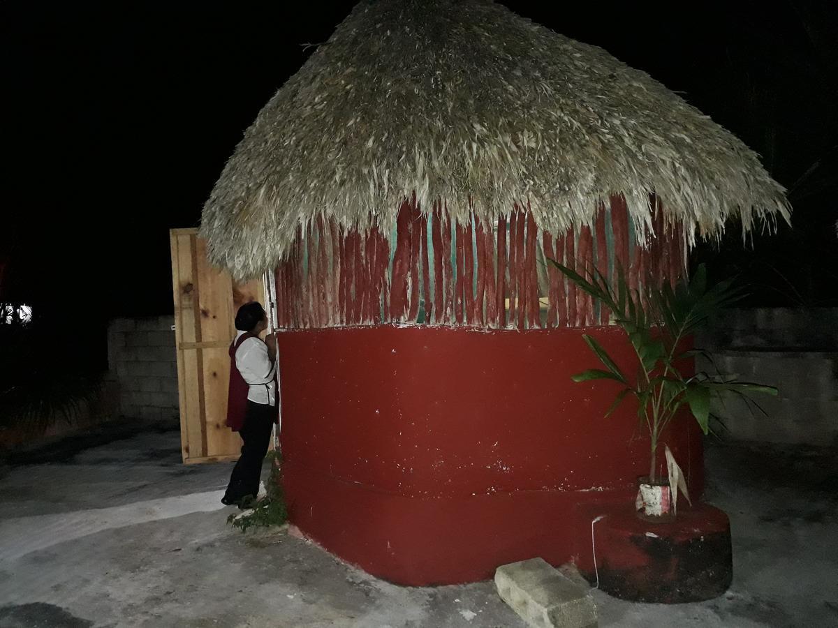 El Chac Mool Bed & Breakfast ซานตา เอเลนา ภายนอก รูปภาพ